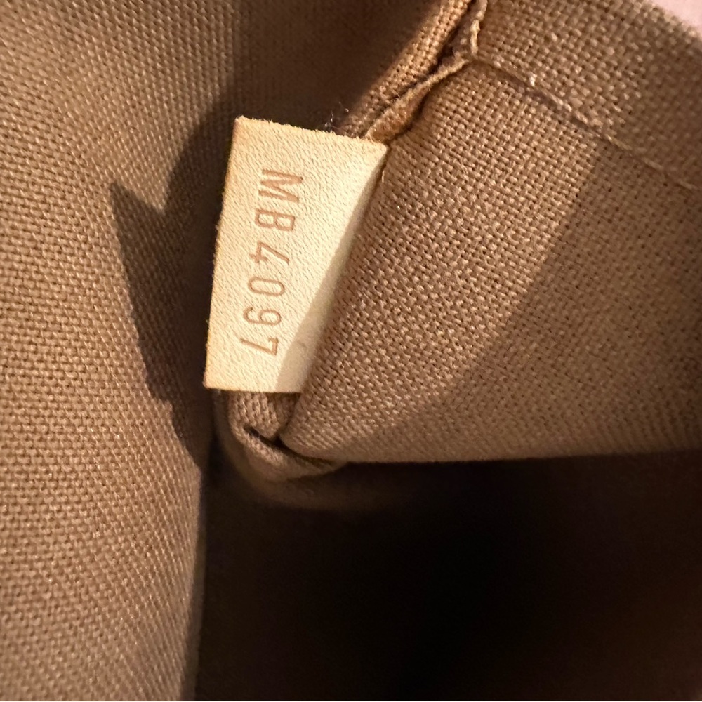Louis Vuitton Monogram Tivoli GMl - Picture 16 of 16